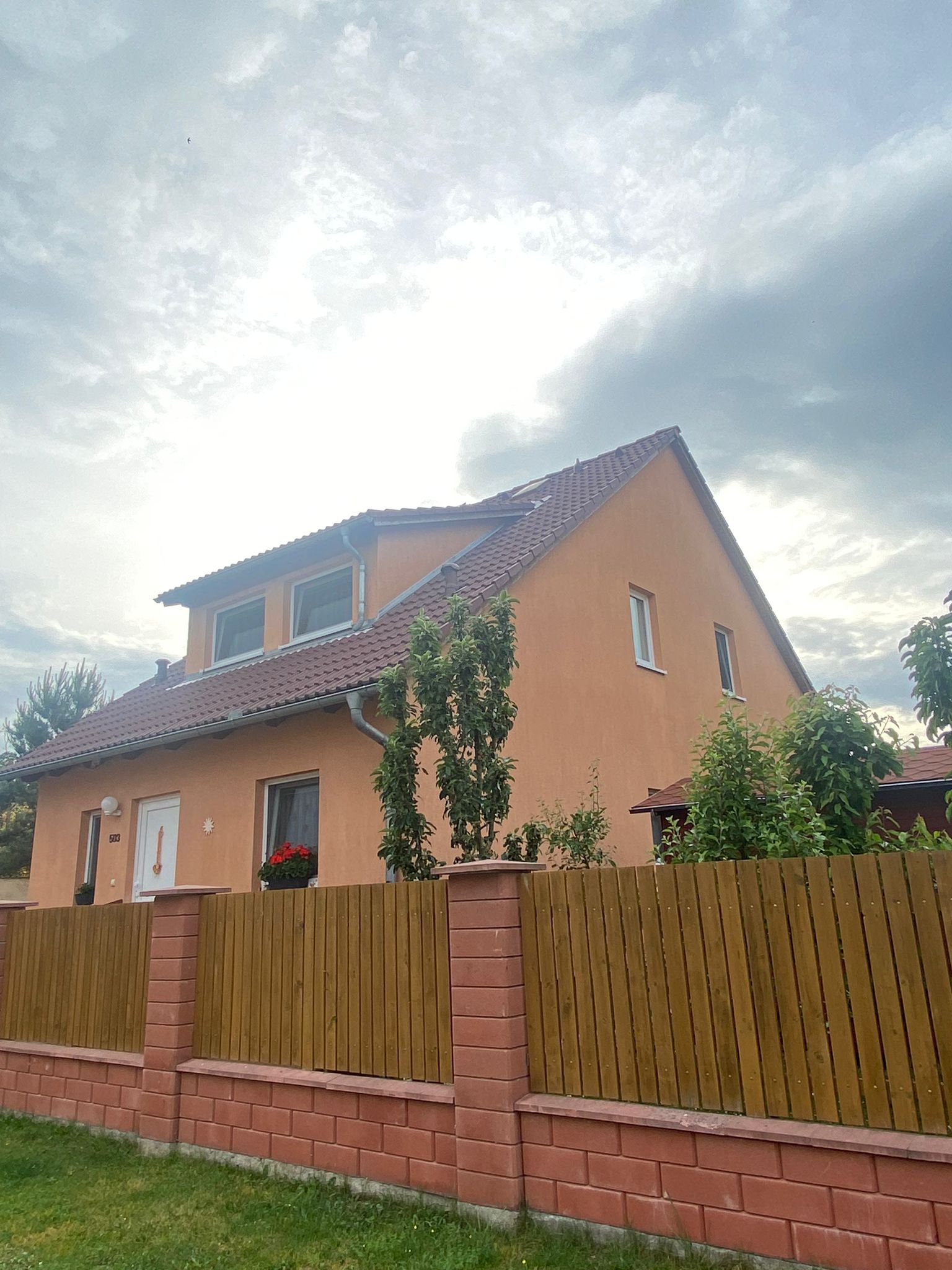 Jak se bydlí v dřevostavbě po 13 letech?